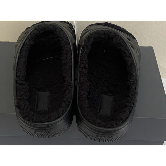 Crocs Baya Cozzzy Unisex Sandal with Warm Fuzzy Liner size US M 10/W 12 - Picture 4 of 5